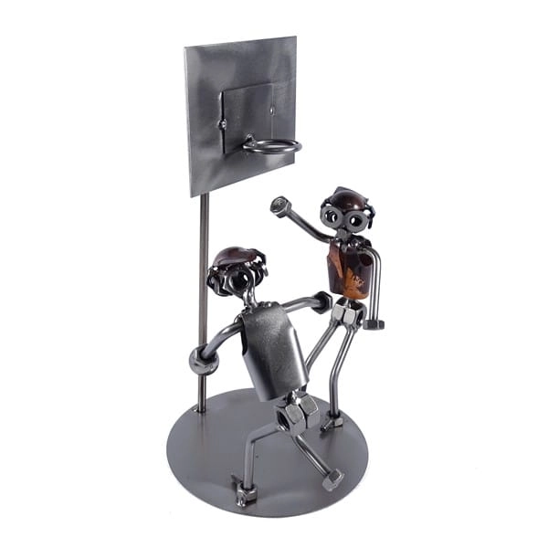 Metalowa figurka Koszykarz II