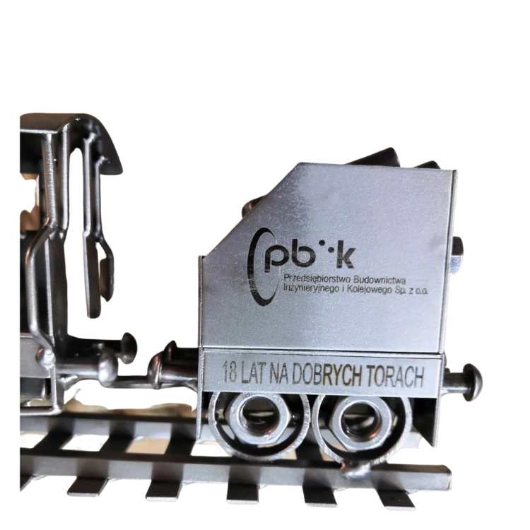 Przykład grawerunku na lokomotywie