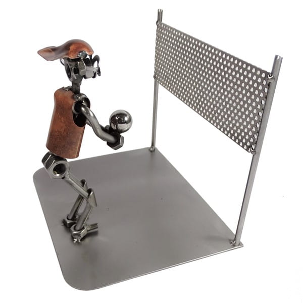 Siatkarz na odbiorze zagrywki