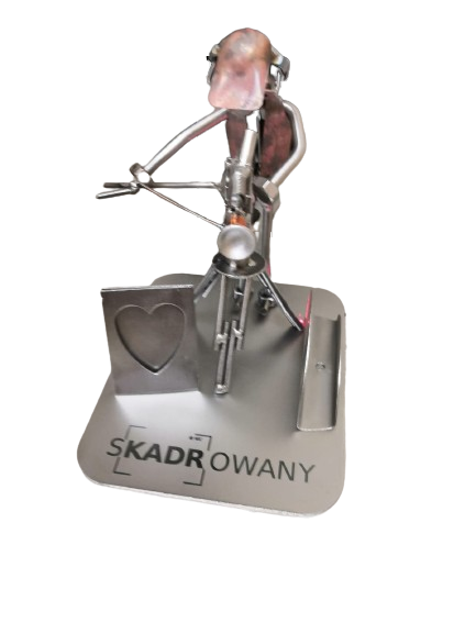 kamerzysta z uchwytem i grawerunkiem