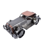 Metalowy model samochodu Mercedes