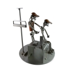 Metalowa figurka Lekarz