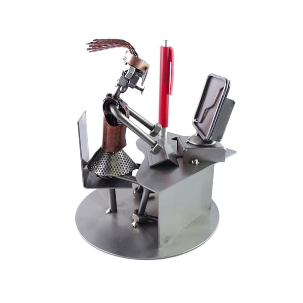 kobieta przy komputerze