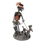 Metalowa figurka Pani z psem