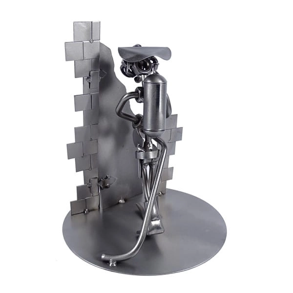 Metalowa figurka Strażak