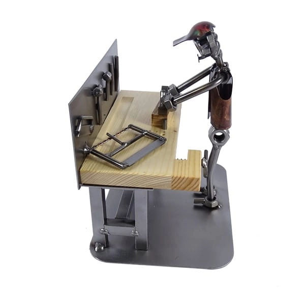 Metalowa figurka Stolarz II.