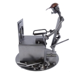 Metalowa figurka Ślusarz