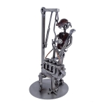 Metalowa figurka Mechanik