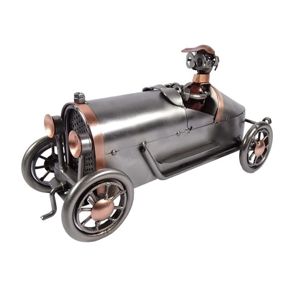 Metalowy model samochodu Bugatti.