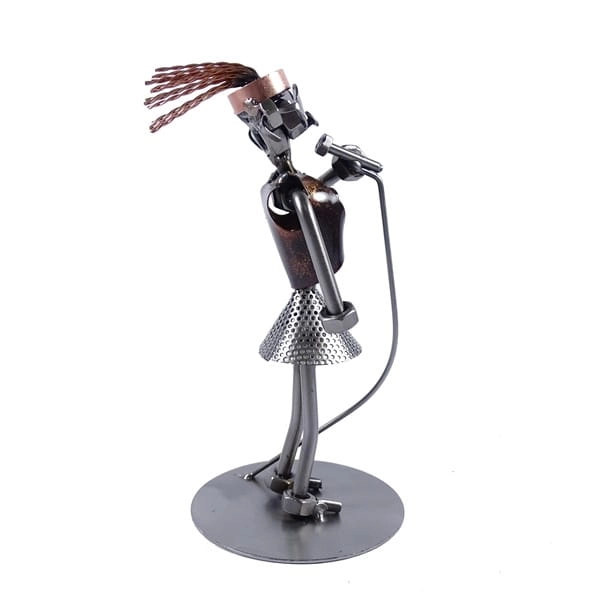 Metalowa figurka Śpiewaczka