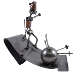 Metalowa figurka Narciarz kula śniegowa