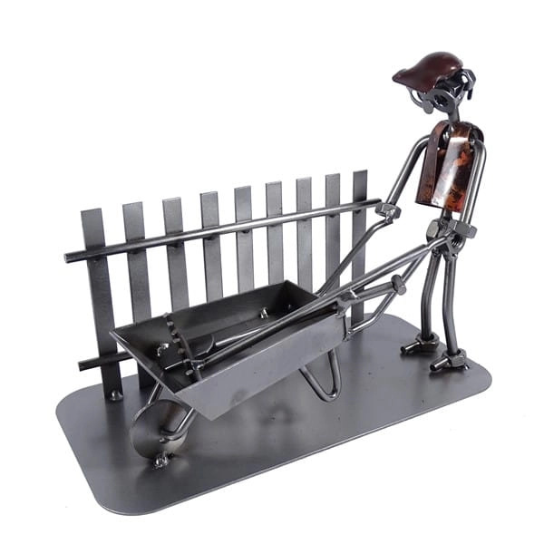 Metalowa figurka Ogrodnik
