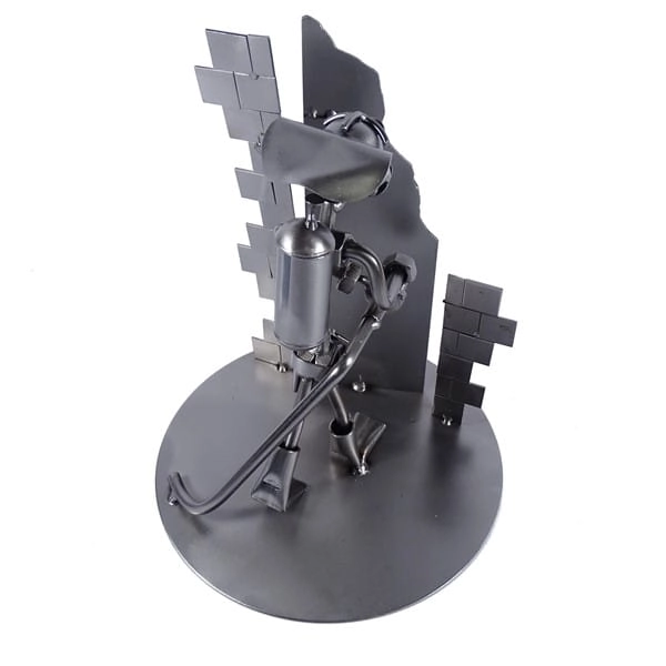 Metalowa figurka Strażak