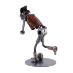 Metalowa figurka Piłkarz