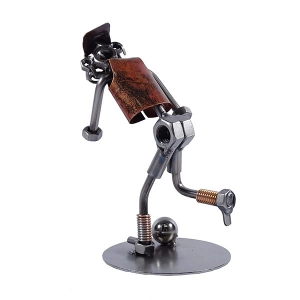 Metalowa figurka Piłkarz