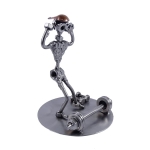 Metalowe rękodzieło- kulturysta