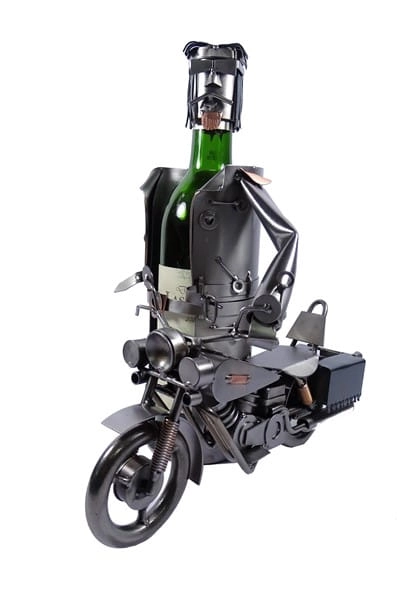 Stojak na wino- motor harley.