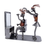 Metalowa figurka Fryzjerka