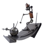 Metalowa figurka Narciarz kula śniegowa