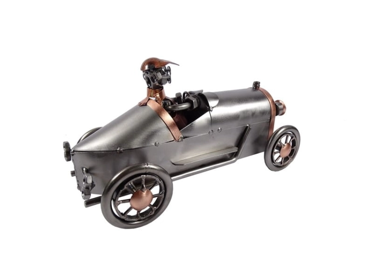 Metalowy model samochodu Bugatti.