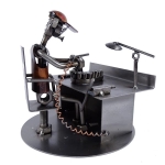 Metalowa figurka Technik dentystyczny.