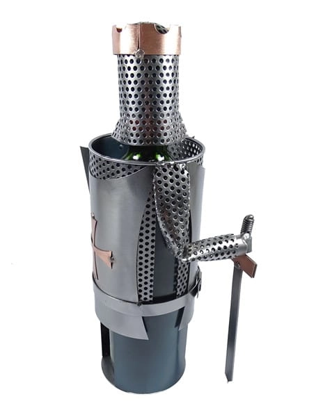 Metalowa figurka Stojak na wino- Rycerz