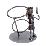 Metalowa figurka-Stojak na wino Panna