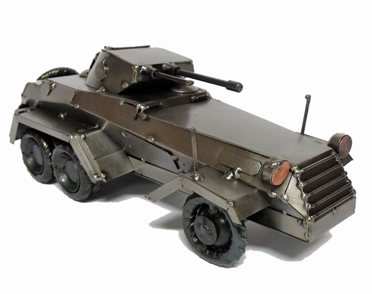 Metalowy model samochodu Niemiecki wóz opancerzony. Dla wielbicieli II wojny światowej