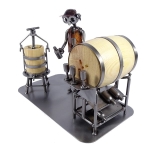 Metalowa figurka Winiarz. Dla Sommeliera