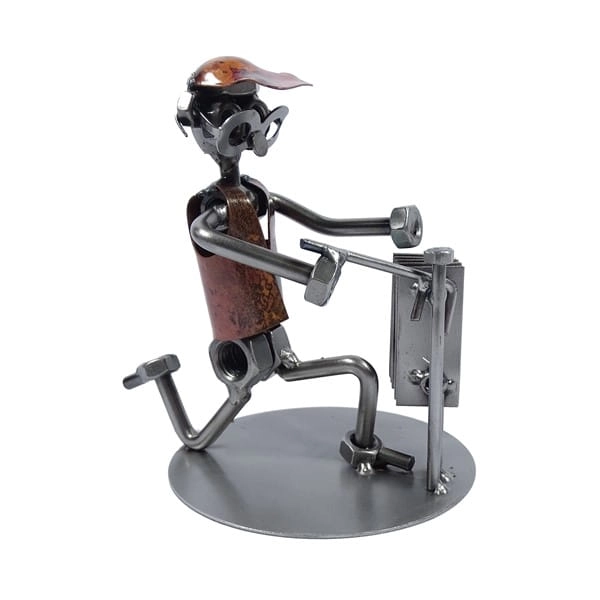 Metalowa figurka Monter co.