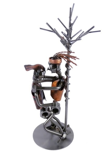 Metalowa figurka Adam i Ewa.