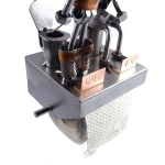 Metalowa figurka Para na WC- uchwyt na papier toaletowy