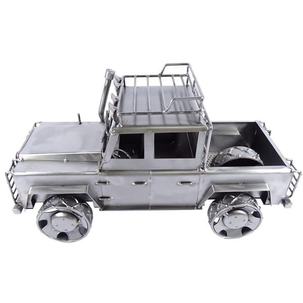 Metalowy model samochodu Land Rover