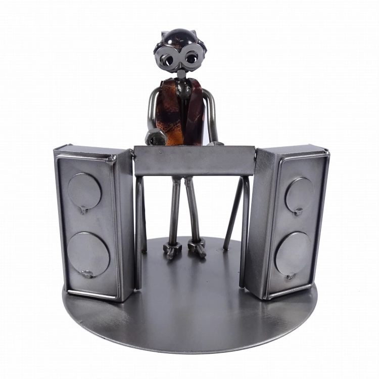 Metalowa figurka Organy.