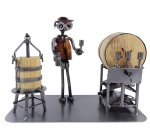 Metalowa figurka Winiarz. Dla Sommeliera