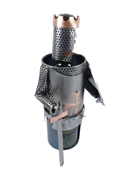 Metalowa figurka Stojak na wino- Rycerz