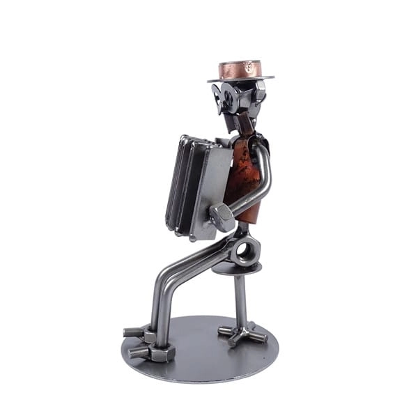Metalowa figurka Akordeon