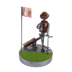 Metalowa figurka Golfista na luzie z martini