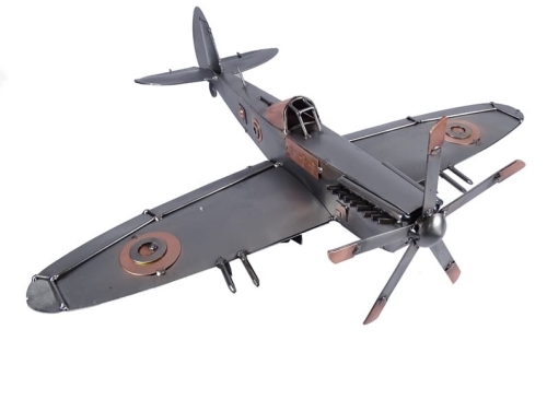 Metalowy model Spitfire