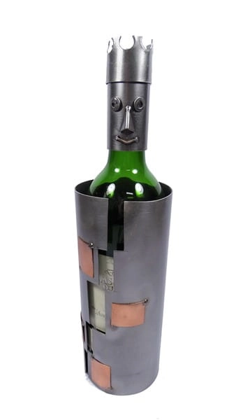 Metalowa figurka- stojak na wino wieża