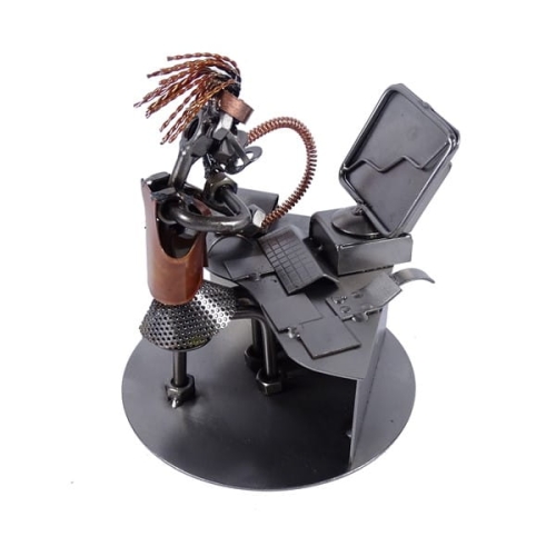 Metalowa figurka Księgowa