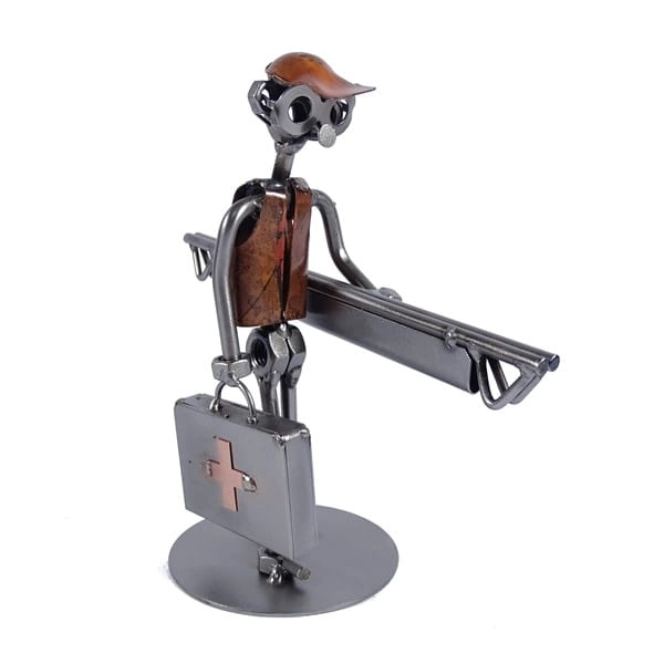 Metalowa figurka Sanitariusz